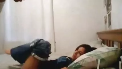 La capra salta sul cazzo e film porno completi italiani gratis scuote le tette.