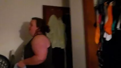 Il tipo film porno in lingua italiana gratis di colore ne ha messo uno grasso su un cazzo e ha scopato bene.