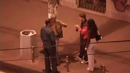 Le ragazze sono film hard lingua italiana rimaste incastrate sotto il letto e sono state scopate a pecorina.