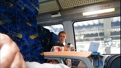 La moglie veloce si video amatoriali hard italiani masturba la figa sulla terrazza.