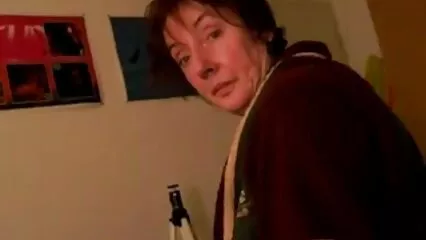 La ragazza si è ammalata film hard italiani gratuiti di cancro e ha preso il pene nel culo.