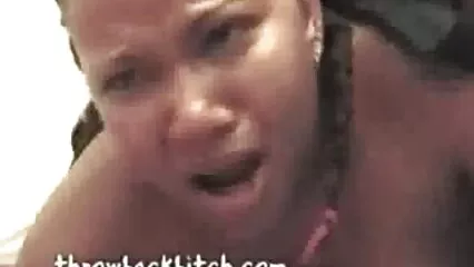 Una bella ragazza ha un pene in un culo video hard italiani amatoriali stretto ai testicoli.