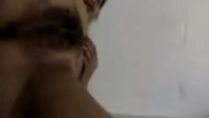 Le giovenche lussuriosi video amatoriali italiani hot sono molto soddisfatte della penetrazione nel culo.