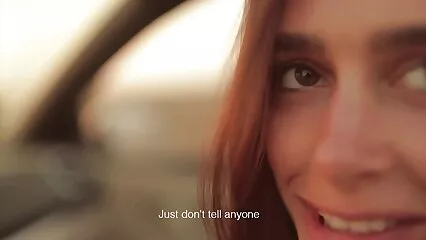 Un partner appassionato attacca un pene forte a video porno vip italiane una donna in gola.