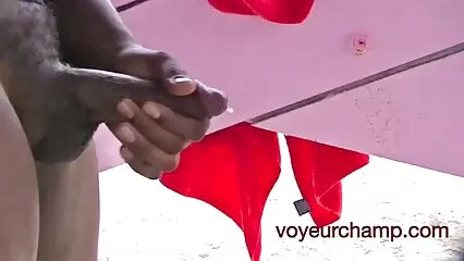 Lesbiche sexy film hard in lingua italiana con un grosso strapon si fanno dei buchi.
