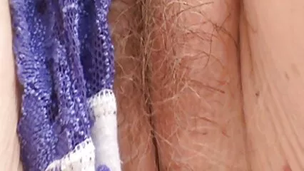 Le amiche saltano sul cazzo video hard casalinghi italiani di un comune amante.